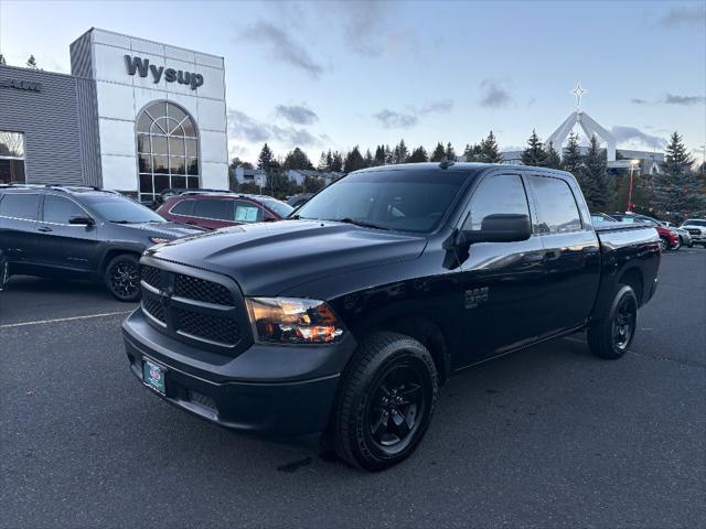 2022 RAM 1500 Classic Tradesman Crew Cab 4x4 57 Box