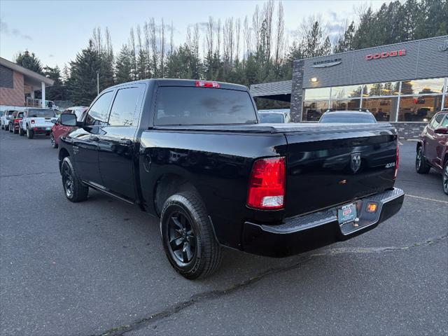 2022 RAM 1500 Classic Tradesman Crew Cab 4x4 57 Box