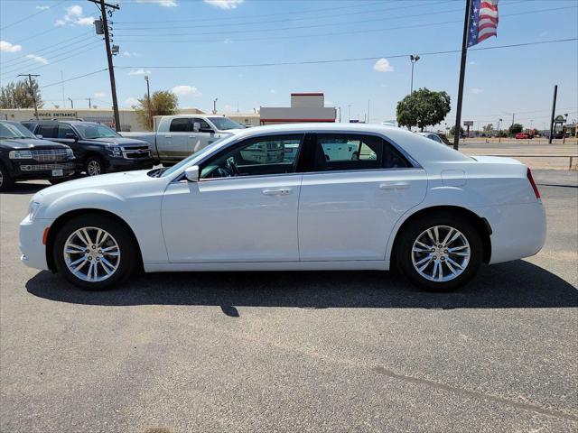 2021 Chrysler 300 Touring L
