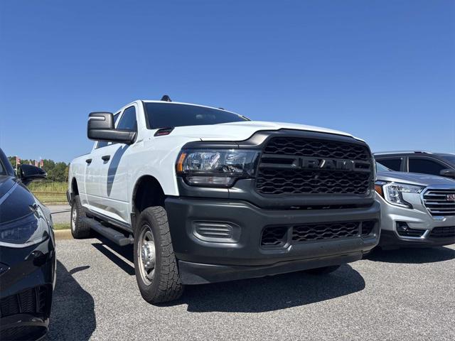 2024 RAM 2500 Tradesman Crew Cab 4x4 64 Box