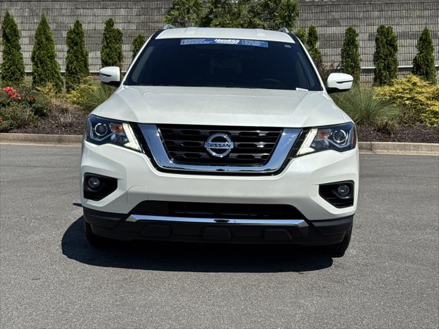 2020 Nissan Pathfinder SV
