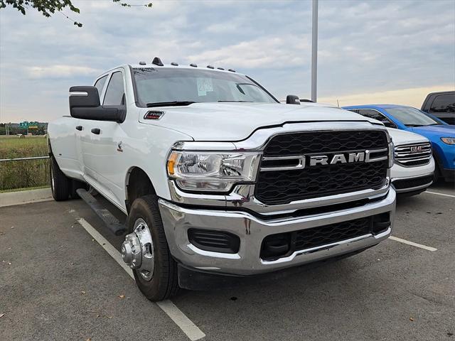 2024 RAM 3500 Tradesman Crew Cab 4x4 8 Box
