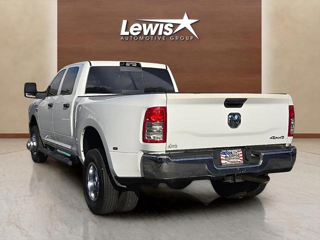 2024 RAM 3500 Tradesman Crew Cab 4x4 8 Box 2024 RAM 3500 Tradesman Crew Cab 4x4 8 Box