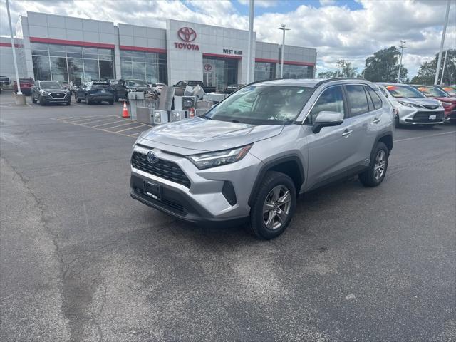 2022 Toyota RAV4 Hybrid XLE