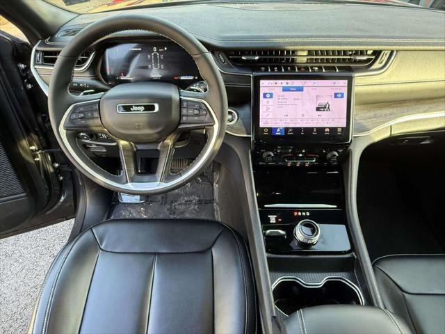 2025 Jeep Grand Cherokee L Limited 4x4 2025 Jeep Grand Cherokee L Limited 4x4