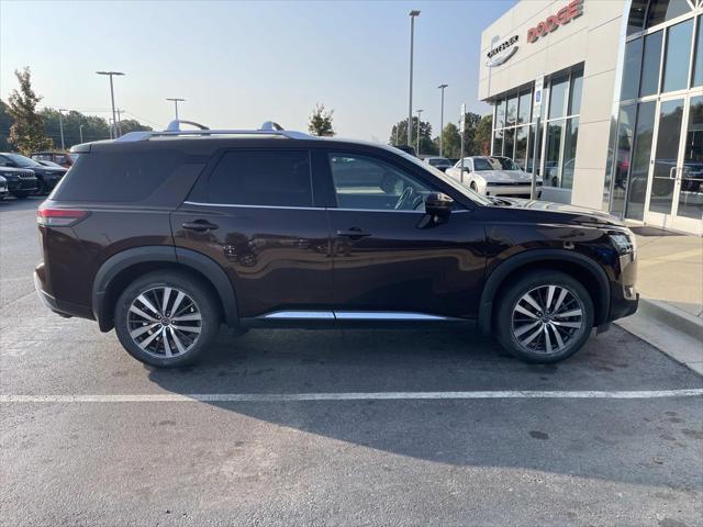 2022 Nissan Pathfinder Platinum 4WD