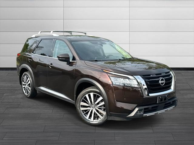 2022 Nissan Pathfinder Platinum 4WD 2022 Nissan Pathfinder Platinum 4WD