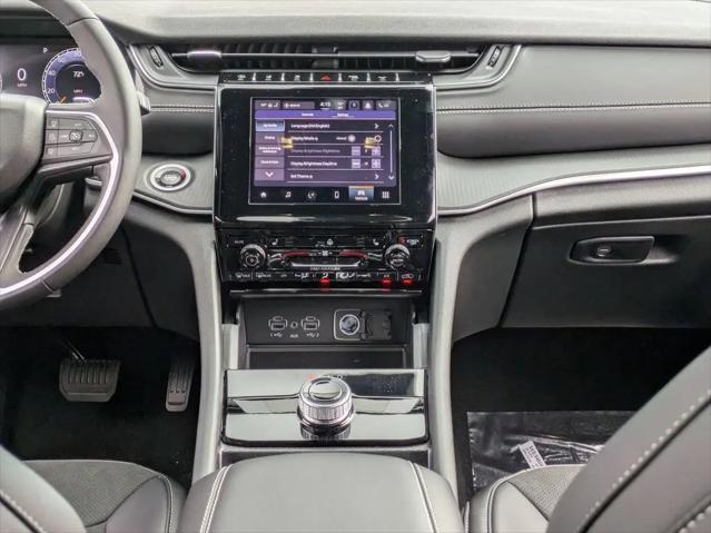 2025 Jeep Grand Cherokee Altitude X 4x4