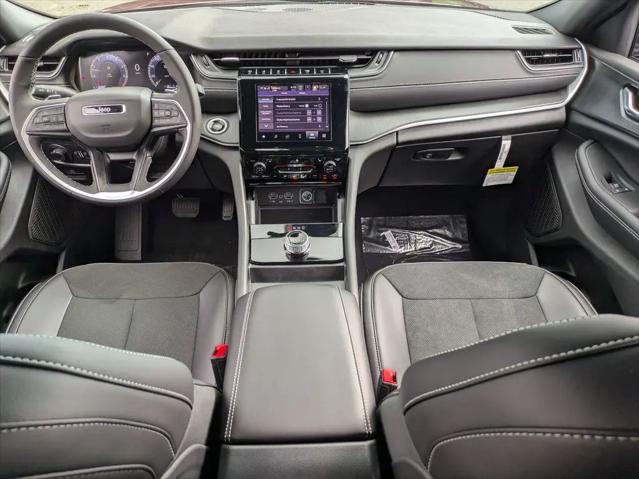 2025 Jeep Grand Cherokee Altitude X 4x4