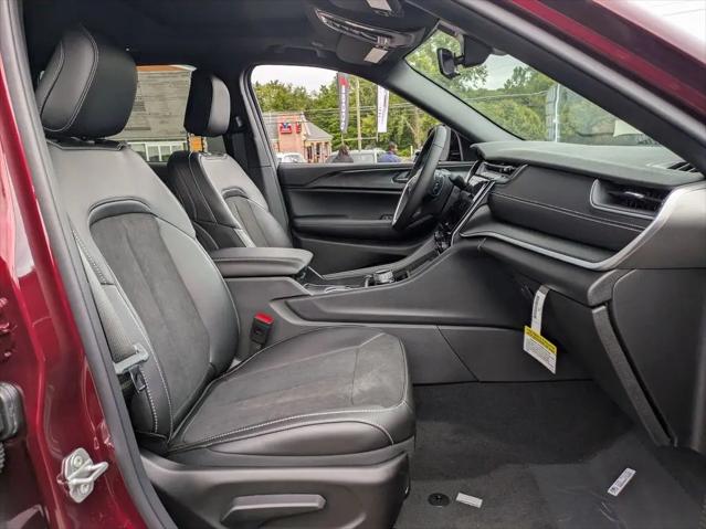 2025 Jeep Grand Cherokee Altitude X 4x4