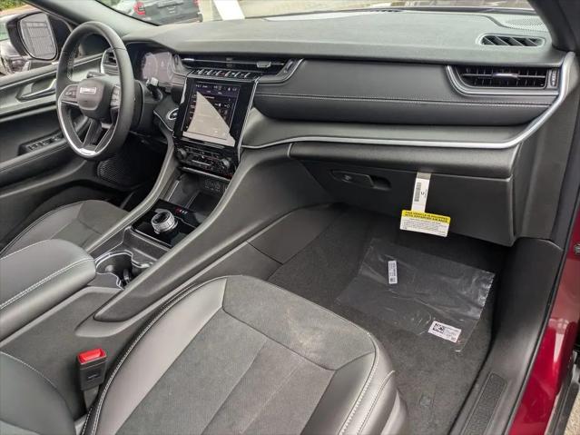 2025 Jeep Grand Cherokee Altitude X 4x4