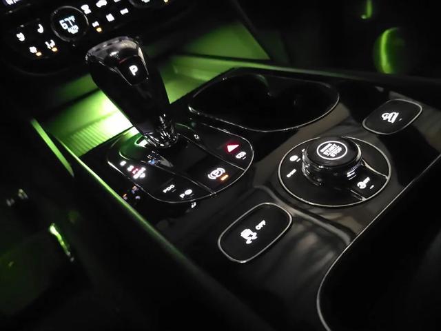 2020 Bentley Bentayga Hybrid