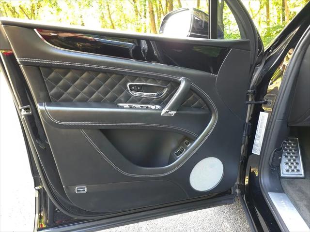 2020 Bentley Bentayga Hybrid