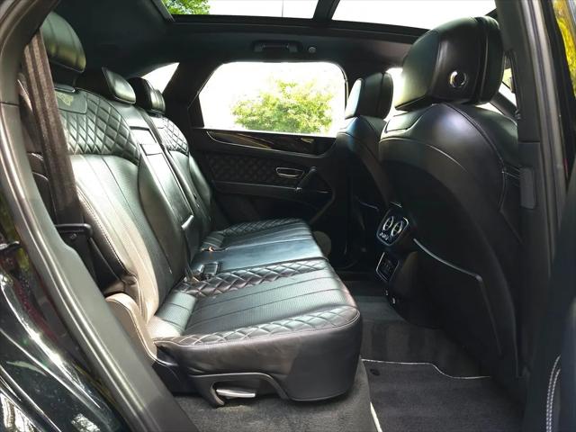 2020 Bentley Bentayga Hybrid