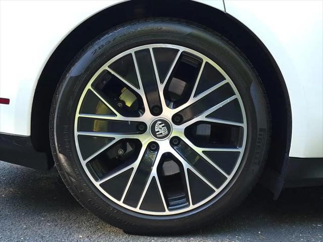 2023 Porsche Taycan Standard