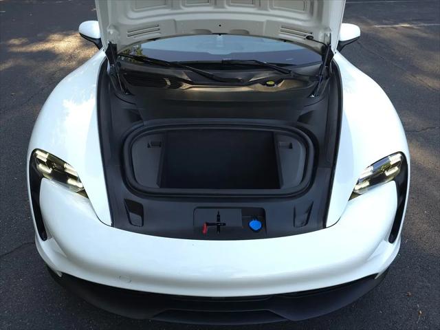 2023 Porsche Taycan Standard