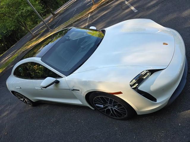 2023 Porsche Taycan Standard