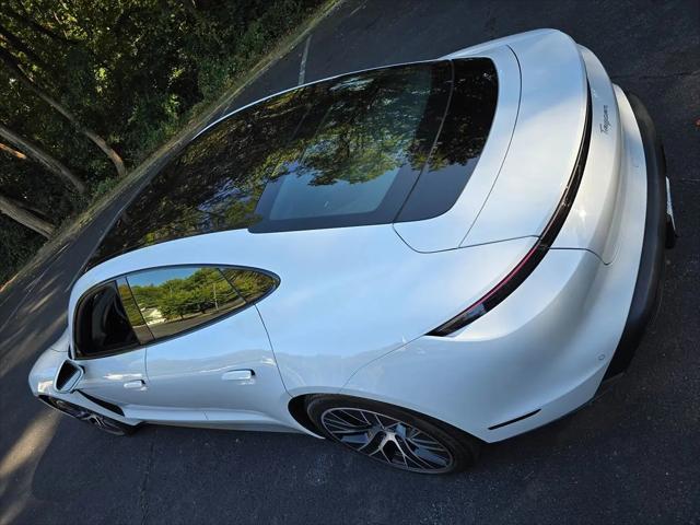 2023 Porsche Taycan Standard
