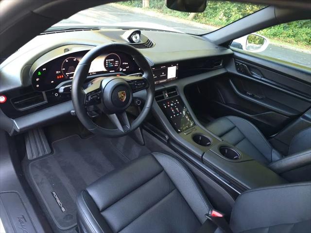 2023 Porsche Taycan Standard