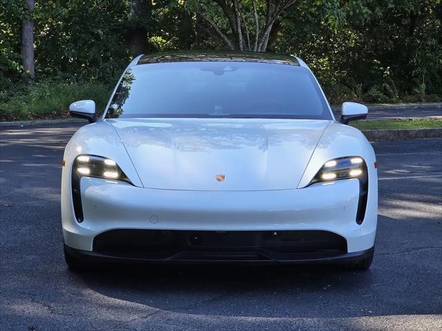 2023 Porsche Taycan Standard