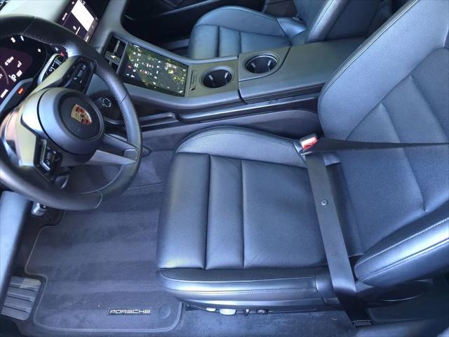2023 Porsche Taycan Standard