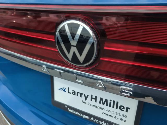 2026 Volkswagen Atlas SE with Technology