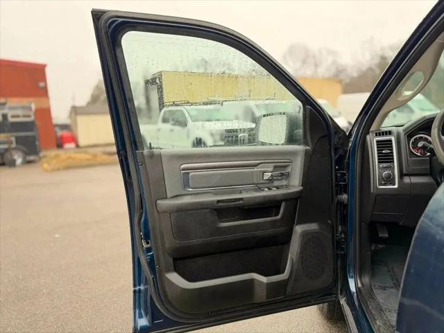 2021 Ram 1500 SLT Crew Cab 4x4 5'7" Box