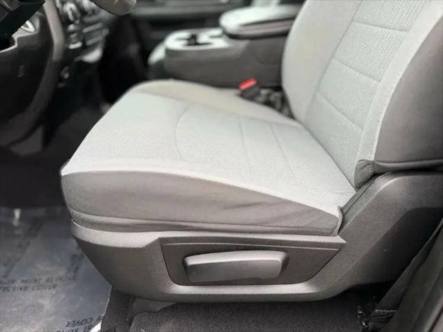 2021 Ram 1500 SLT Crew Cab 4x4 5'7" Box