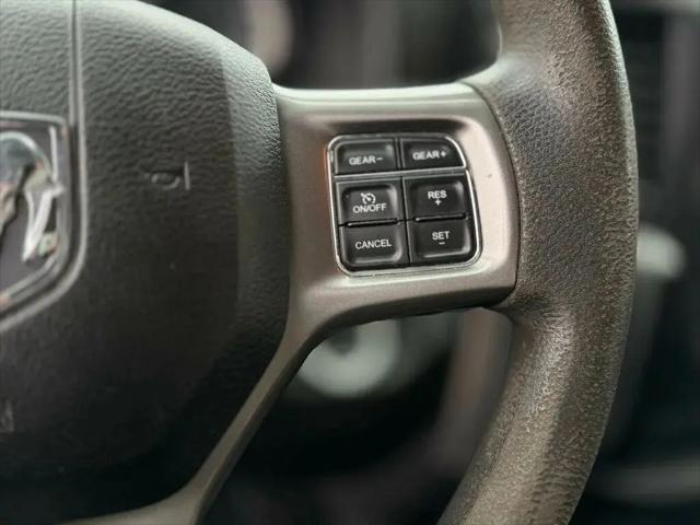 2021 Ram 1500 SLT Crew Cab 4x4 5'7" Box