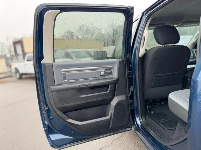 2021 Ram 1500 SLT Crew Cab 4x4 5'7" Box