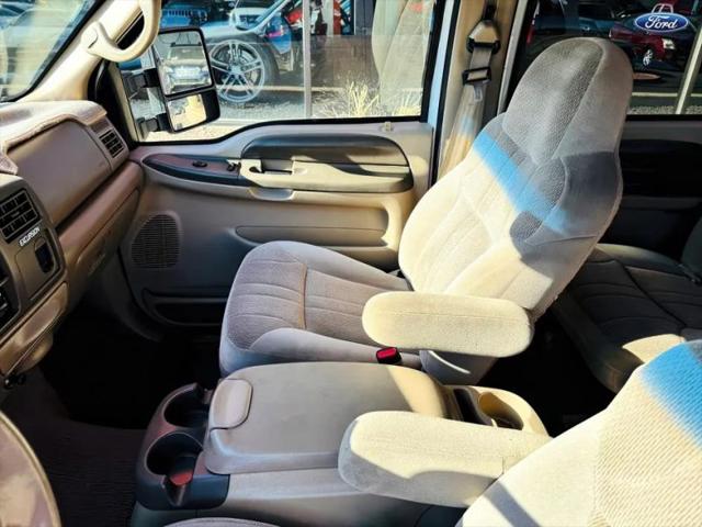 2000 Ford Excursion XLT