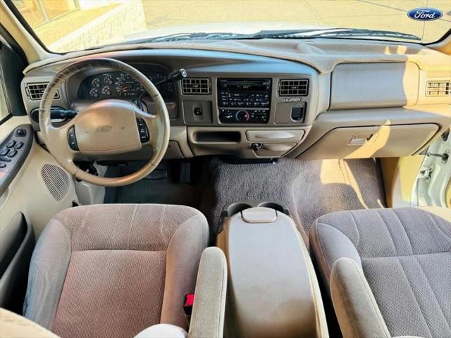 2000 Ford Excursion XLT