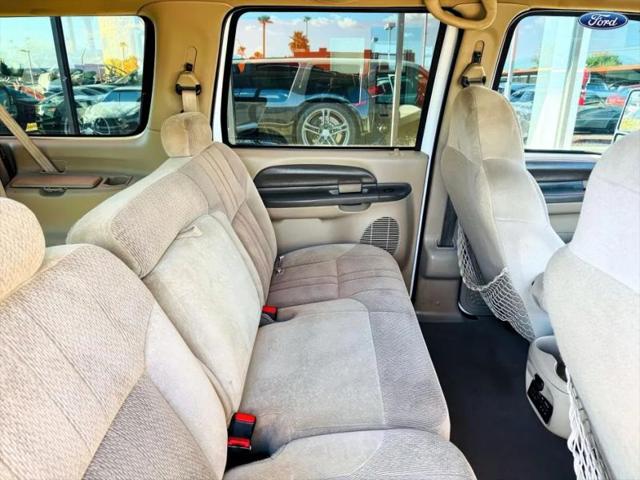 2000 Ford Excursion XLT