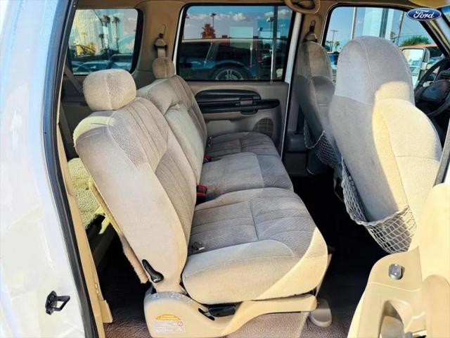 2000 Ford Excursion XLT