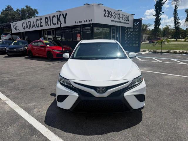 2018 Toyota Camry SE