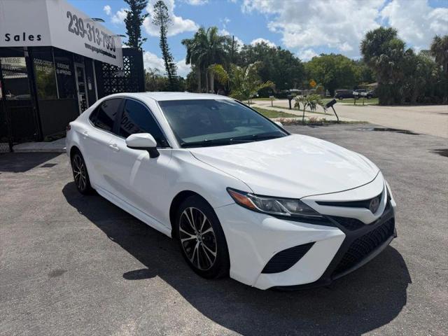2018 Toyota Camry SE