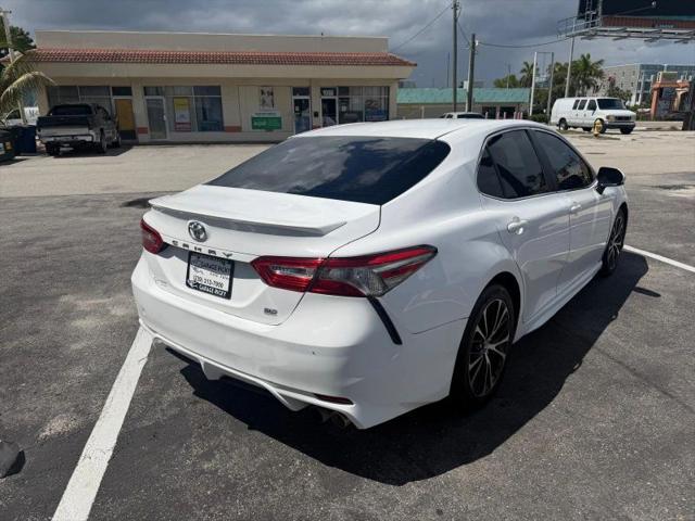 2018 Toyota Camry SE