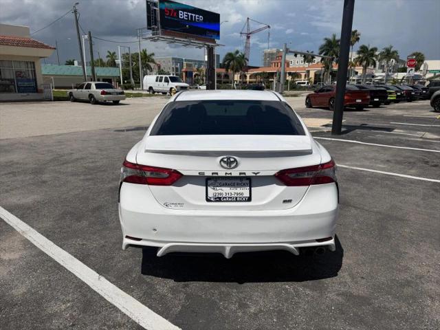 2018 Toyota Camry SE