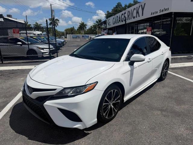 2018 Toyota Camry SE