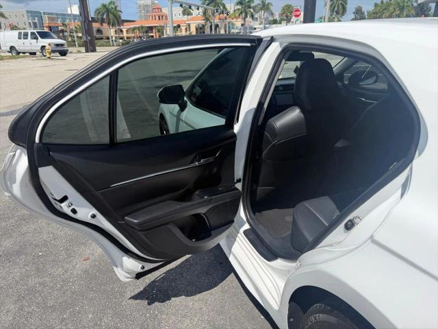 2018 Toyota Camry SE