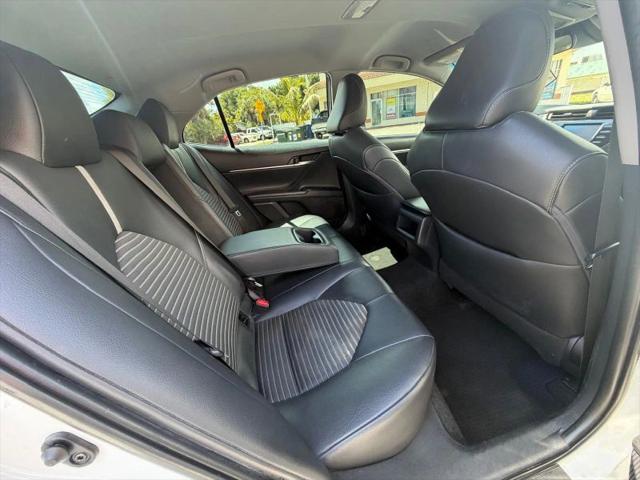 2018 Toyota Camry SE