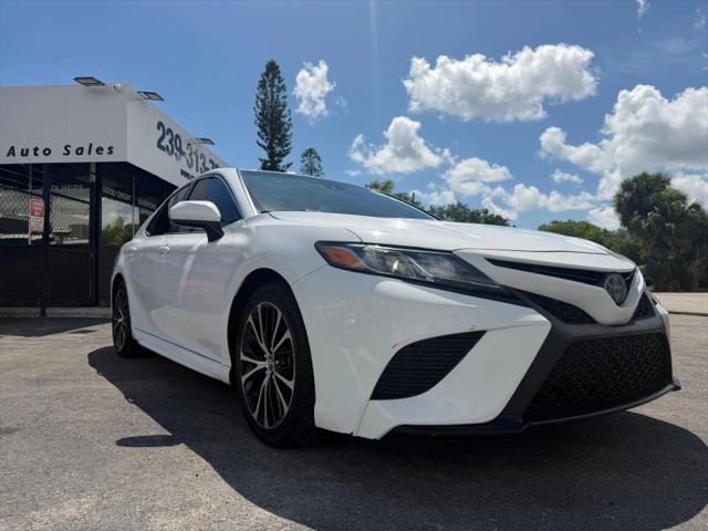 2018 Toyota Camry SE