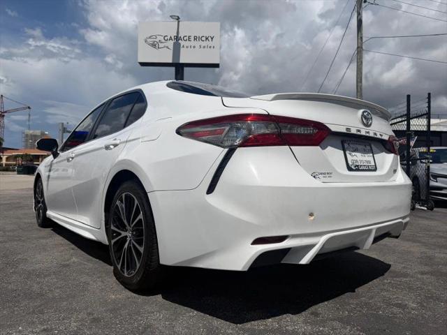 2018 Toyota Camry SE