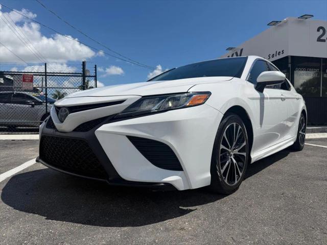 2018 Toyota Camry SE