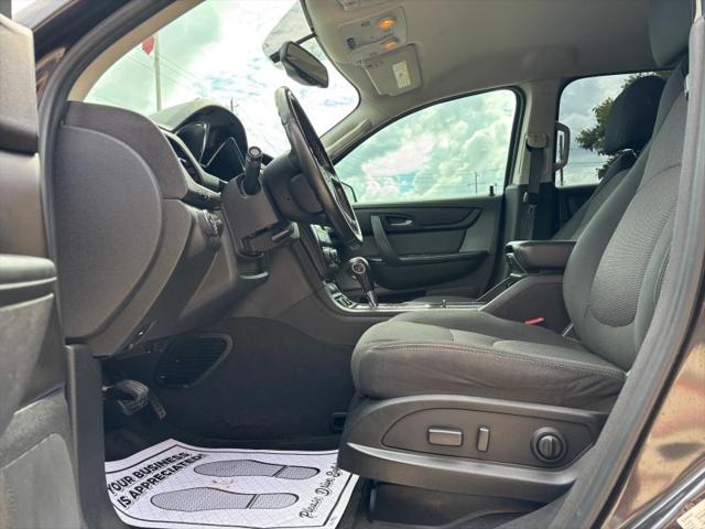 2017 Chevrolet Traverse 2LT