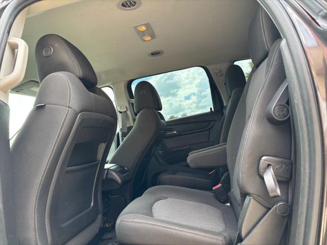 2017 Chevrolet Traverse 2LT