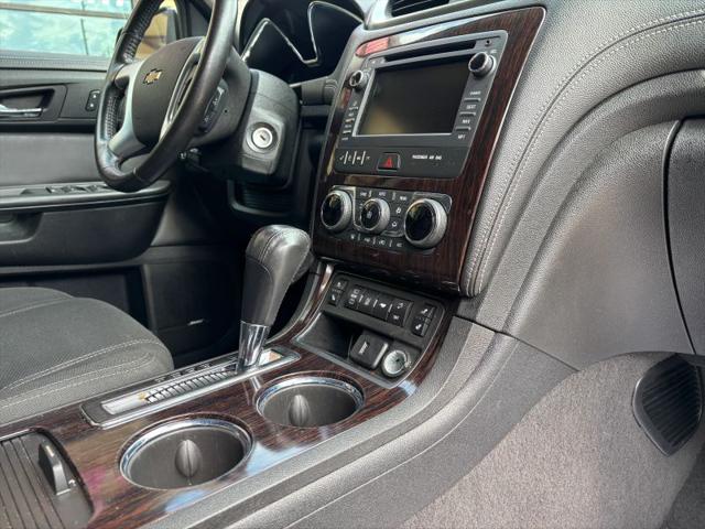 2017 Chevrolet Traverse 2LT