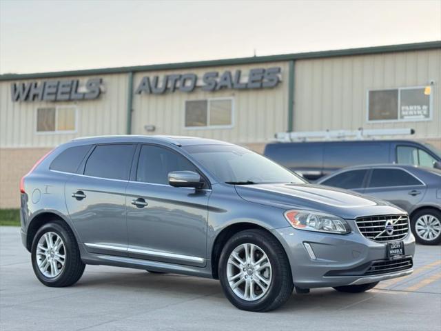 2016 Volvo XC60 T5 Drive-E Premier