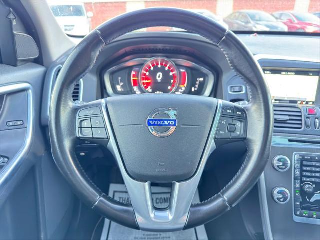 2016 Volvo XC60 T5 Drive-E Premier