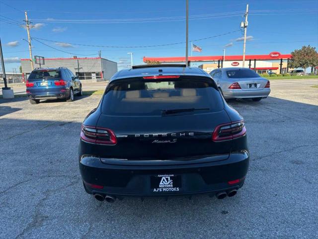 2017 Porsche Macan S